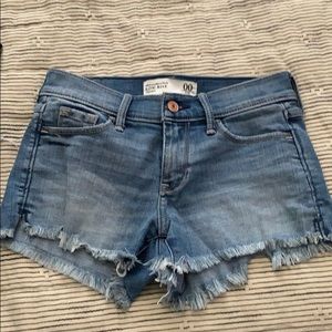 Low rise a&f shorts